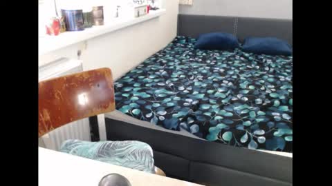 Sweetboobs85h online show from 03/11/26, 08:42