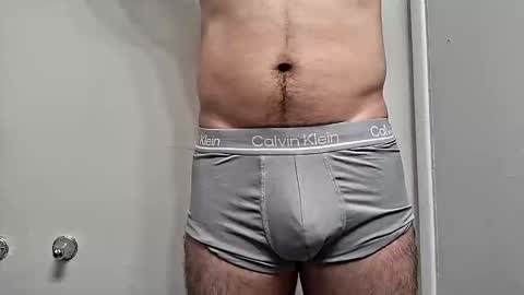 Snapshot of sweetboy842 chatting on 09/14/25, 02:33 sweetboy842 online show from 09/14/25, 02:33