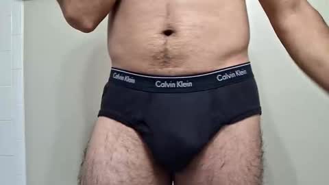 Snapshot of sweetboy842 chatting on 11/20/25, 01:33 sweetboy842 online show from 11/20/25, 01:33