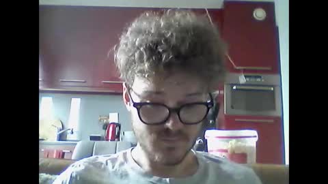 Snapshot of sweetboyl04 chatting on 06/02/26, 11:56 sweetboyl04 online show from 06/02/26, 11:56