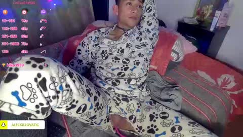 Snapshot of sweetc4meron chatting on 12/28/24, 11:19 Cameron Alejandro online show from 12/28/24, 11:19