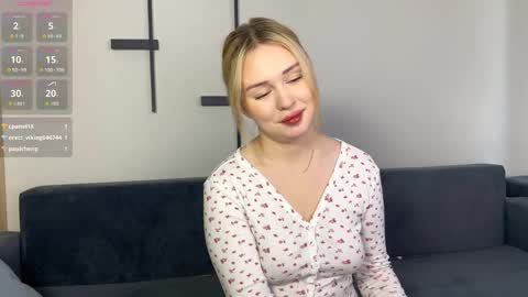 Snapshot of sweetcandymuse chatting on 02/22/26, 09:08 U can call me Stella online show from 02/22/26, 09:08