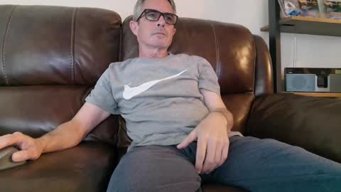 Snapshot of sweetcocksean chatting on 05/18/26, 10:04 sweetcocksean online show from 05/18/26, 10:04