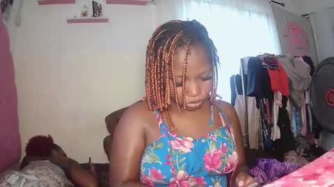 sweetcoochiex online show from 10/29/25, 09:44