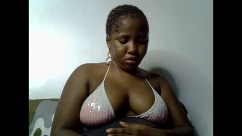 Snapshot of sweetcoochiex chatting on 06/14/26, 10:56 sweetcoochiex online show from 06/14/26, 10:56