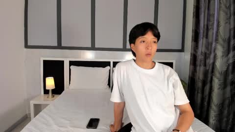 Eva Short hair girl  - Victoria Long red hair online show from 10/16/25, 05:58