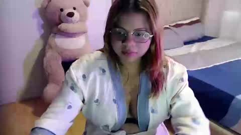 Cristal online show from 10/13/25, 06:41