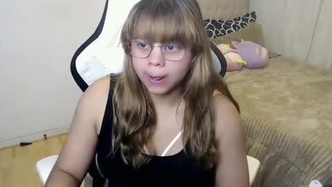 Cristal online show from 06/18/26, 01:50