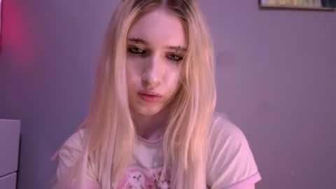 Snapshot of sweetcrystalll chatting on 08/02/26, 12:31 sweetcrystalll online show from 08/02/26, 12:31