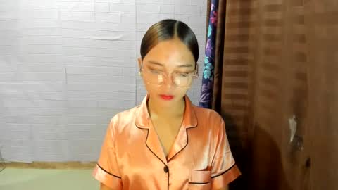 SOPHIA online show from 03/04/25, 06:04