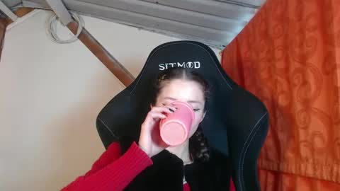 sweetdam12 online show from 02/14/25, 08:15