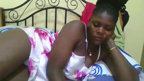 Snapshot of sweetdarkskin chatting on 10/20/25, 10:59 CLARIS online show from 10/20/25, 10:59