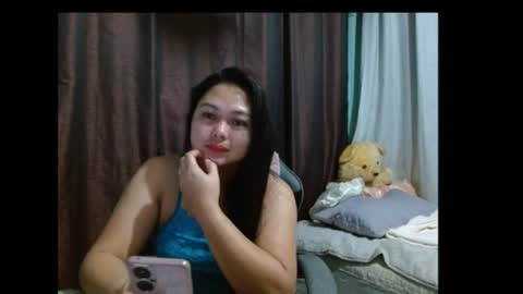 Snapshot of sweetdemurelady chatting on 06/21/26, 07:38 Lynn online show from 06/21/26, 07:38