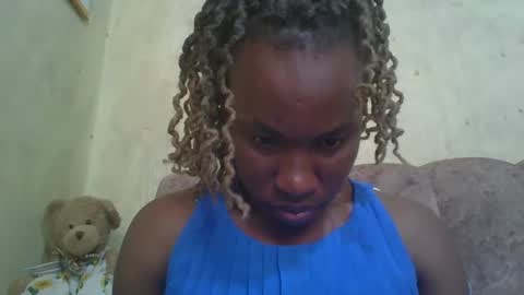 Snapshot of sweetdiva2012 chatting on 01/09/25, 06:59 sweetdiva2012 online show from 01/09/25, 06:59