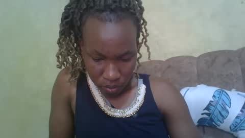 Snapshot of sweetdiva2012 chatting on 01/10/25, 07:04 sweetdiva2012 online show from 01/10/25, 07:04