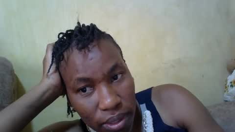 Snapshot of sweetdiva2012 chatting on 02/05/25, 07:39 sweetdiva2012 online show from 02/05/25, 07:39