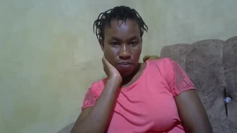 Snapshot of sweetdiva2012 chatting on 02/25/25, 08:09 sweetdiva2012 online show from 02/25/25, 08:09