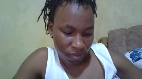 Snapshot of sweetdiva2012 chatting on 03/05/25, 10:00 sweetdiva2012 online show from 03/05/25, 10:00