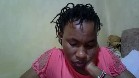 Snapshot of sweetdiva2012 chatting on 03/08/25, 02:08 sweetdiva2012 online show from 03/08/25, 02:08