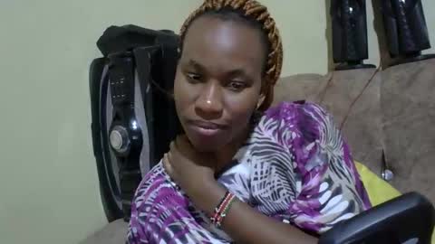 Snapshot of sweetdiva2012 chatting on 09/08/25, 04:39 sweetdiva2012 online show from 09/08/25, 04:39