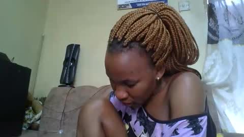 Snapshot of sweetdiva2012 chatting on 09/12/25, 08:14 sweetdiva2012 online show from 09/12/25, 08:14