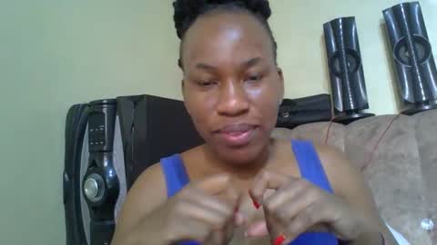 Snapshot of sweetdiva2012 chatting on 10/14/25, 04:57 sweetdiva2012 online show from 10/14/25, 04:57