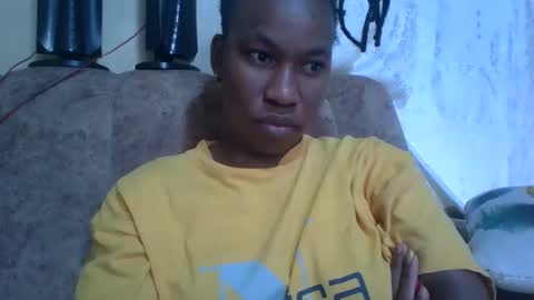 sweetdiva2012 online show from 11/12/25, 10:15