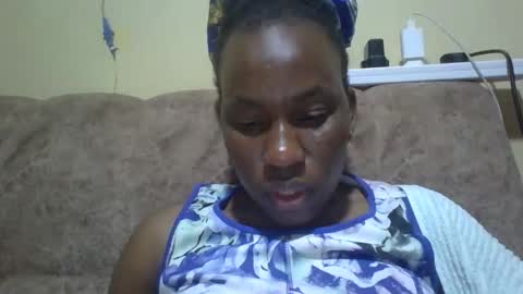 sweetdiva2012 online show from 03/30/26, 07:37