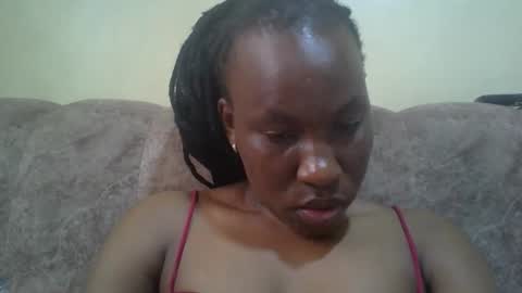 sweetdiva2012 online show from 04/24/26, 11:56