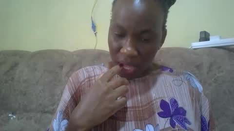Snapshot of sweetdiva2012 chatting on 05/12/26, 11:07 sweetdiva2012 online show from 05/12/26, 11:07