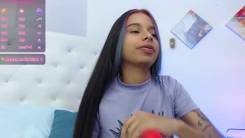 Gabriela online show from 12/15/24, 02:37