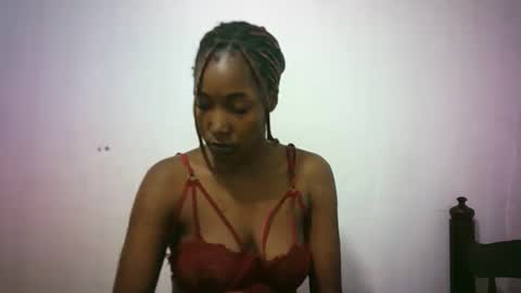 sweetebony_50 online show from 05/15/26, 09:27