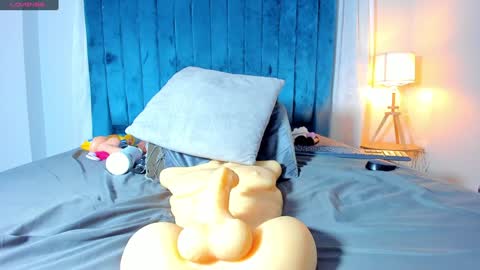 Snapshot of sweetebony_69 chatting on 01/24/25, 03:13 Mia online show from 01/24/25, 03:13
