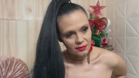 Sweeteest Julie online show from 12/22/25, 12:29