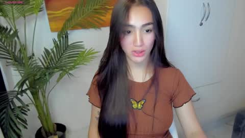 mallow online show from 01/03/25, 01:03
