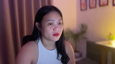 Snapshot of sweetestsmile_ chatting on 02/22/26, 03:29 Khaye online show from 02/22/26, 03:29