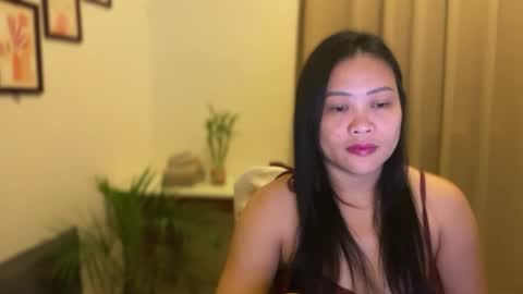 Snapshot of sweetestsmile_ chatting on 05/10/26, 12:38 Khaye online show from 05/10/26, 12:38