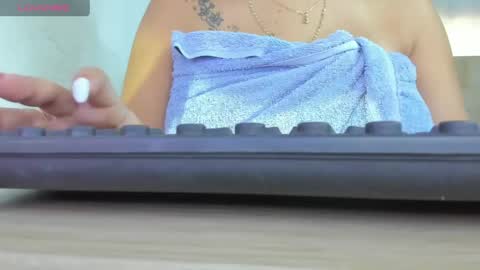 Fabiana online show from 04/18/26, 07:29