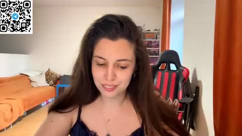 Snapshot of sweetfenomen67 chatting on 07/08/26, 04:00 Joanna online show from 07/08/26, 04:00