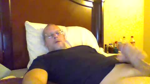sweetg233 online show from 10/15/25, 04:40
