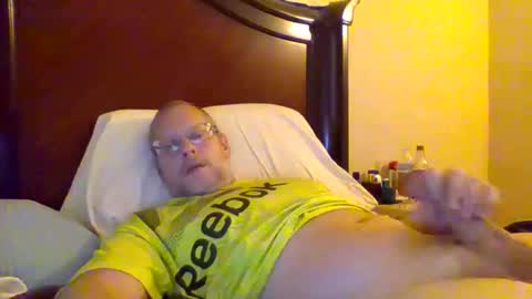 sweetg233 online show from 10/16/25, 05:36
