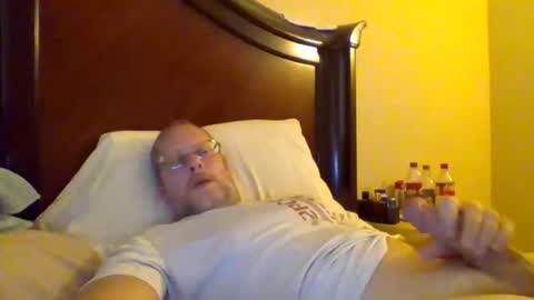 sweetg233 online show from 10/22/25, 05:45