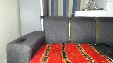 Sandy online show from 09/12/25, 07:36