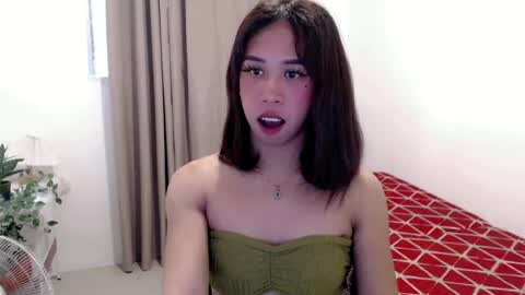 Snapshot of sweetgirl_acxx chatting on 06/23/26, 06:22 Just call me AC online show from 06/23/26, 06:22