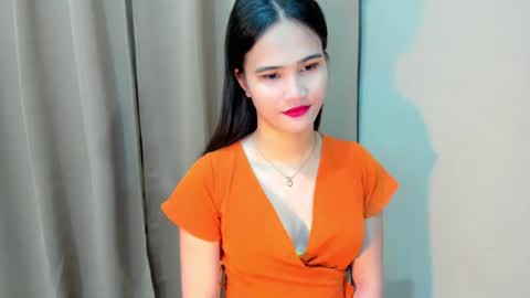 Snapshot of sweetgirl_latina143 chatting on 09/12/25, 05:18 sweetgirl_latina143 online show from 09/12/25, 05:18