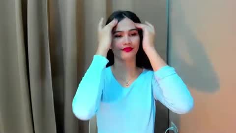 Snapshot of sweetgirl_latina143 chatting on 09/16/25, 05:52 sweetgirl_latina143 online show from 09/16/25, 05:52