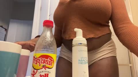 sweetgirllei online show from 02/02/25, 06:10