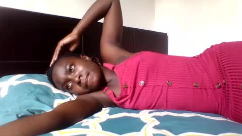 Snapshot of sweetgurl05 chatting on 07/04/26, 11:49 sweetgurl05 online show from 07/04/26, 11:49