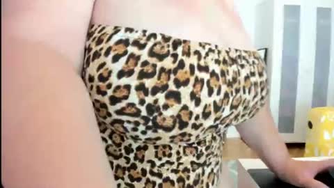 sweetheartmia online show from 07/14/26, 07:02