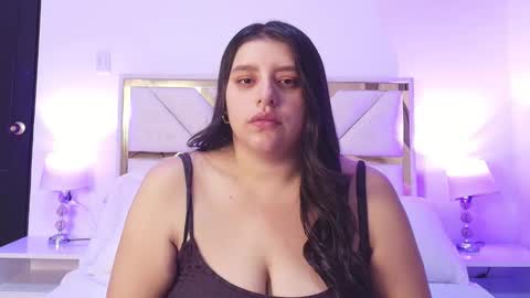 Lili online show from 12/04/25, 11:52